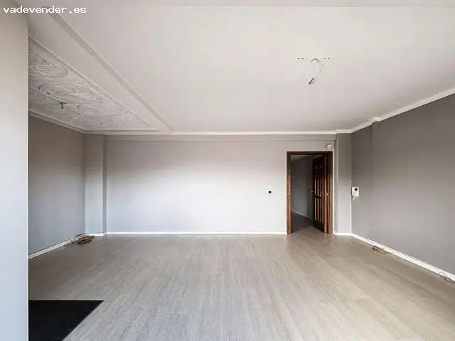 OPORTUNIDAD Piso Avenida Giorgeta Valencia 139m2 4 habitaciones 2 baños