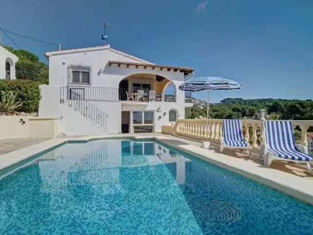 Casa-Villa de 3 Dormitorios alquiler Benissa, España
