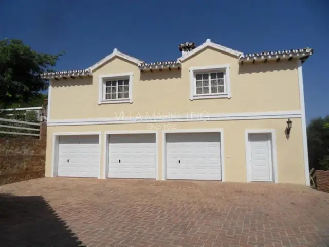 Villa de Lujo 8 Dormitorios Cerca de Golf La Quinta
