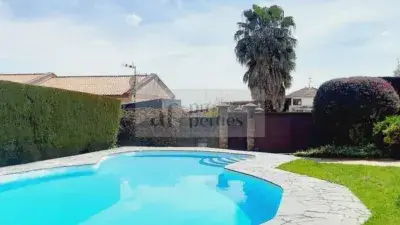 Chalet en Randufe Tui 4 dormitorios 3 banos piscina