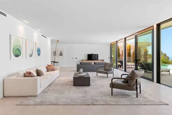 Villa de Lujo en Ibiza Cerca de Cala Salada