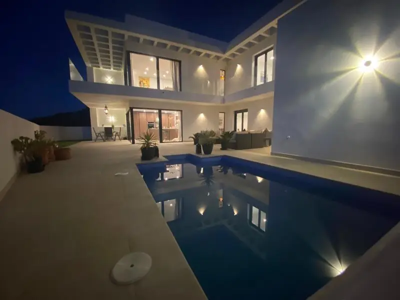 Villa de Lujo 4 Dormitorios Mojacar Playa