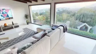 Casa en Alquiler Benahavis 4 Dormitorios 3 Baños Vistas al Mar