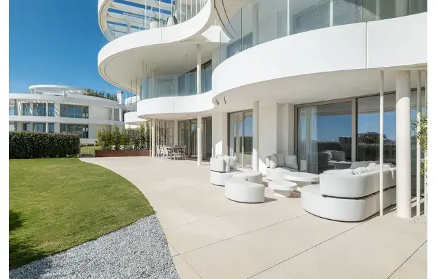 Apartamento Moderno en Benahavís 2 Dormitorios 74m2