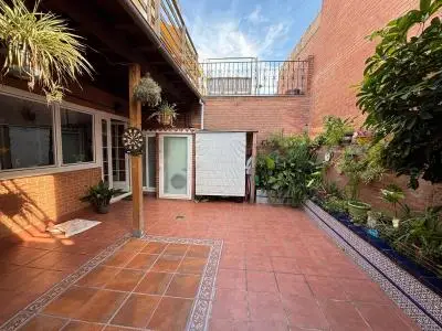 Casa Sabadell Vallehermoso 180m2 3 habitaciones 3 ba
																	ños