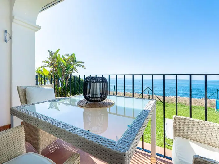 Apartamento 2 Dormitorios Primera Linea de Playa El Faro