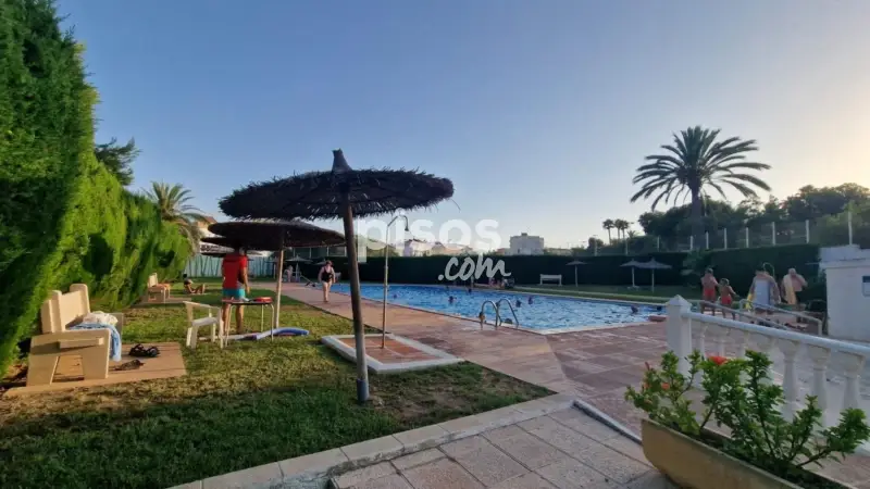 Adosado en Calas Blancas cerca del mar con 3 piscinas