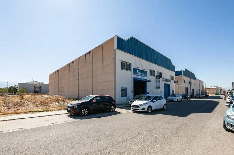 Venta Solar Industrial Atarfe 809m2 Poligono Hurpe