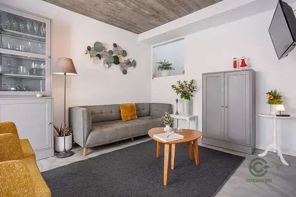 Casa Rural con Enorme Potencial en el Camino de Santiago