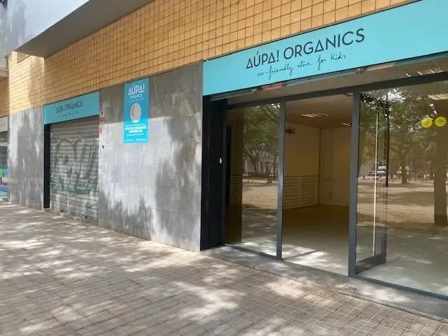 Venta Local Comercial Poblenou 85m2 Dos Escaparates