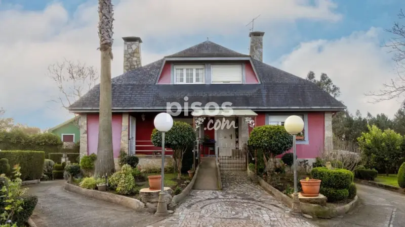 Chalet en Venta en Soñeiro Sada con Finca de 1400m2