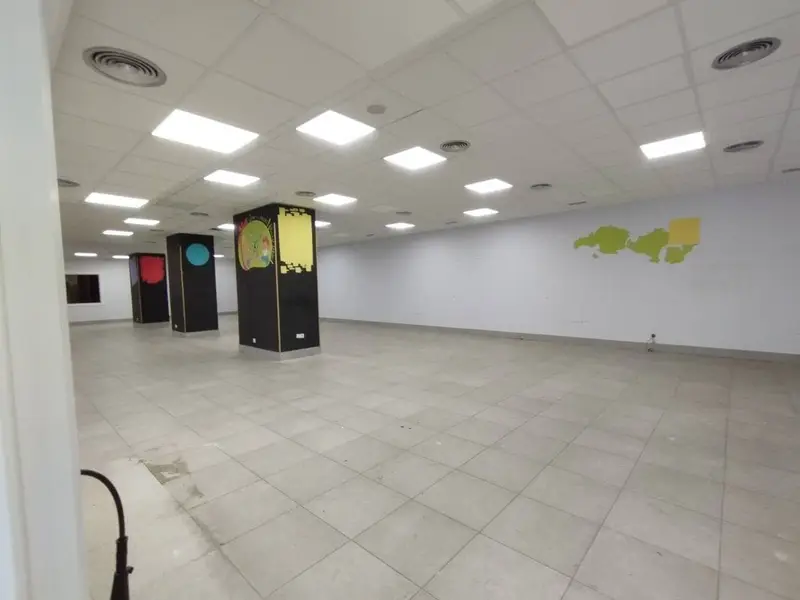 Local Comercial 400m² en Bilbao Santutxu