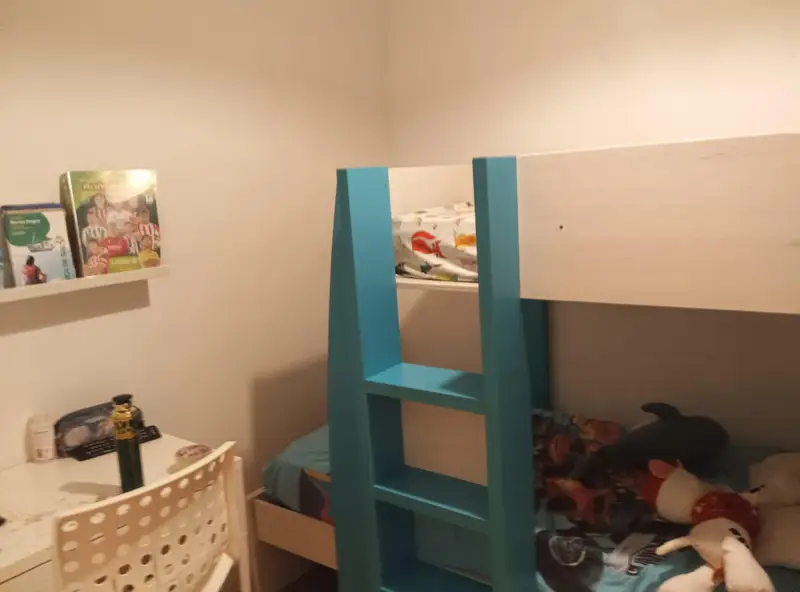 Piso 3 Dormitorios en Venta - Finca sin Ascensor - Aparcamiento Opcional