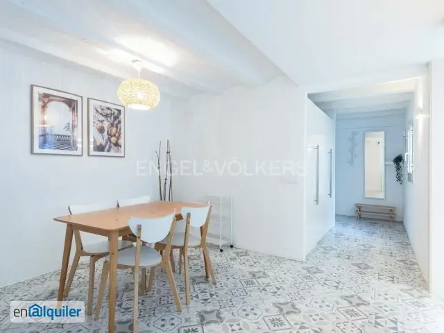 Alquiler Piso Amueblado Ascensor Ciutat Vella