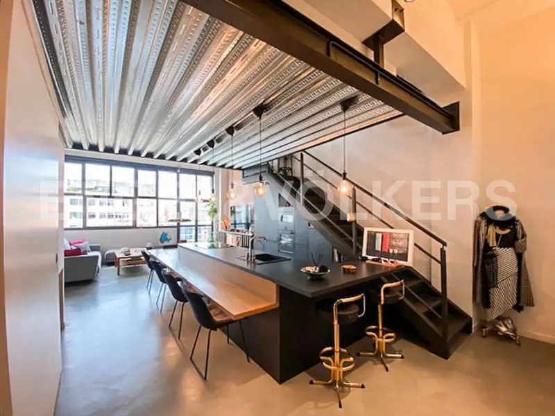 Loft de Lujo en Poblenou con Vistas al Mar y Terrazas