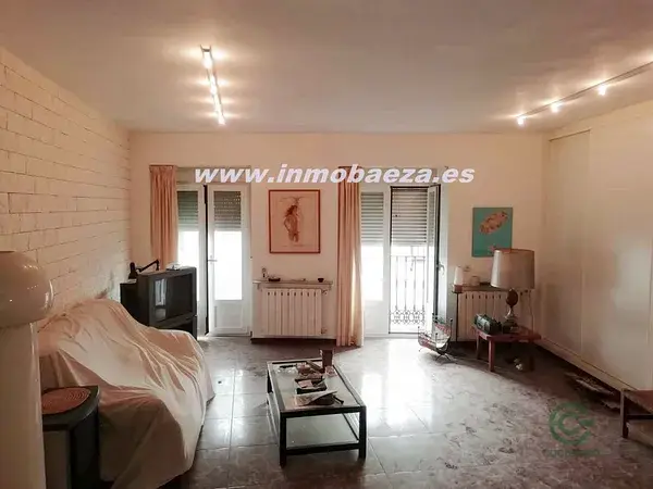 Casa en Jaen Baeza 003ha Para Entrar a Vivir