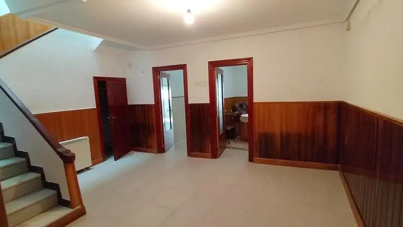 Casa Grande en Sax Centro  Ideal Familias e Inversores