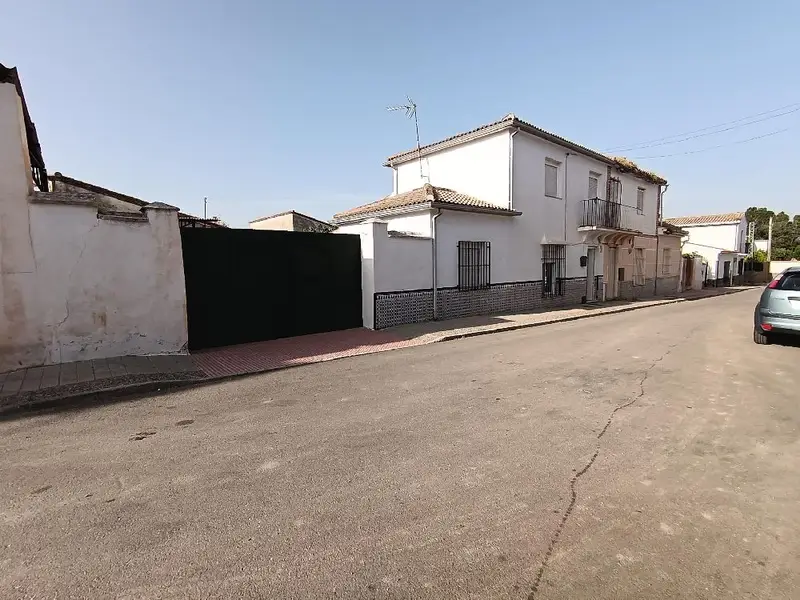 Casa en Peñuelas Láchar con Jardín 4 Dormitorios