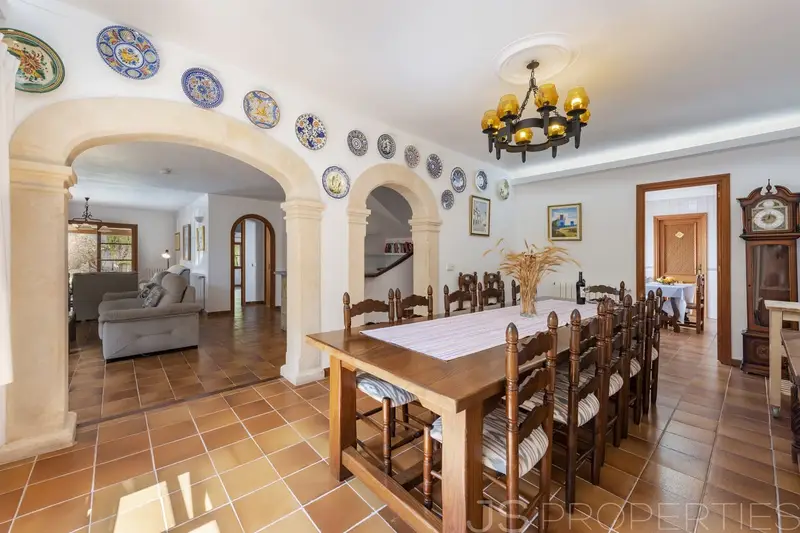 Chalet en Puerto Pollensa con Piscina para 6 Personas