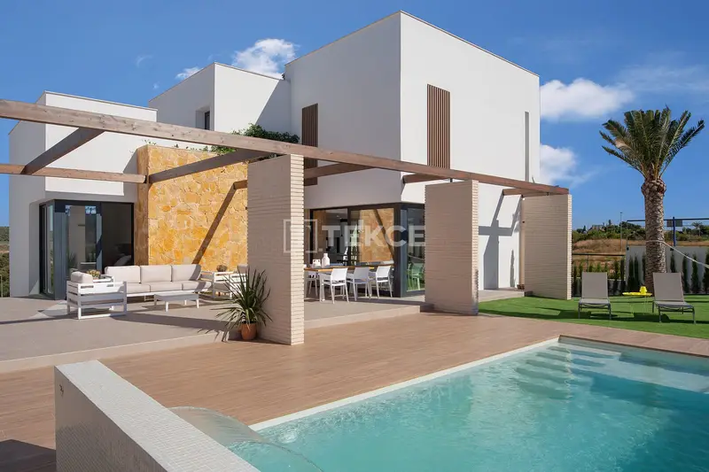 Chalets de Lujo cerca de la Playa en Orihuela Alicante