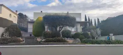 Chalet en Venta Cassà de la Selva - Lujo y Confort