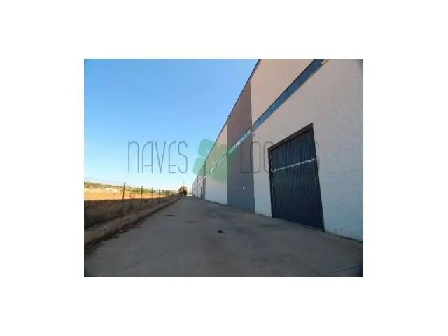 Alquiler Nave Logística Alovera 9532m2 10 Muelles
