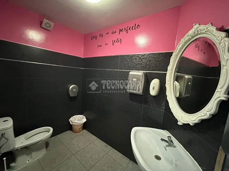 Local Comercial en Venta Baeza Pub Cafeteria Reformado