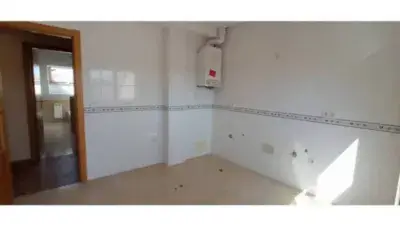 Ático 3 habitaciones en Calle Corredoira