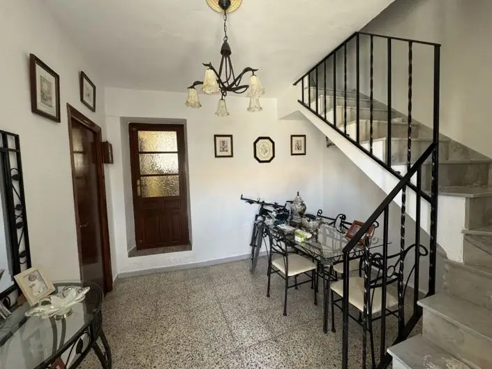 Casa con Encanto en Olvera 3 Dormitorios Patio y Jardín