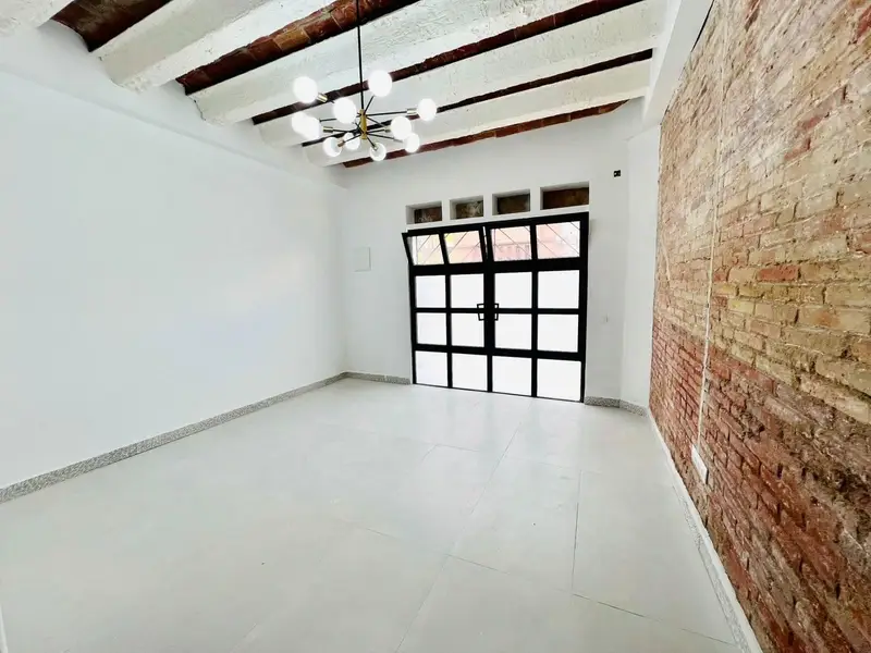 Piso en Venta Badalona 2 Habitaciones Suite Diseño Zen Cerca Metro Playa