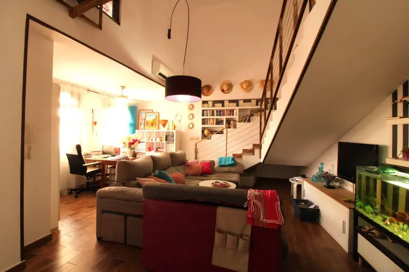 Venta Casa con Garaje en Valdelacalzada