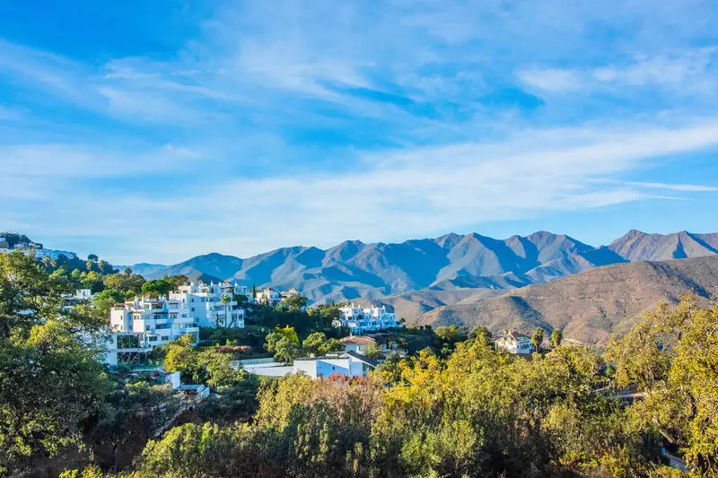 Parcela con Proyecto Villa de Lujo en La Mairena Malaga