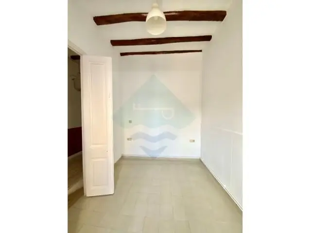 Casita con Patio en Ocata Cerca de la Playa
