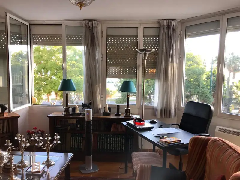 Apartamento en venta Malaga Este primera linea de playa