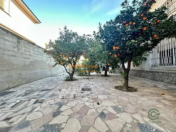 Chalet Independiente para Reformar en Elche