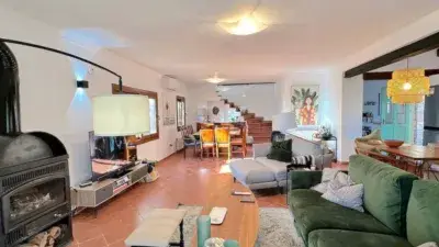 Casa en Venta en Bunyola con Piscina y Casa de Invitados