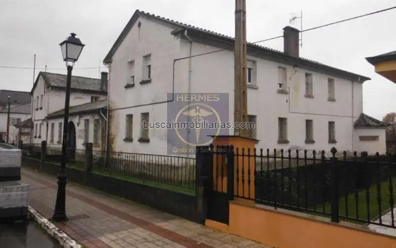 Parcela en Venta Monforte de Lemos 1625m2 Edificio Viviendas
