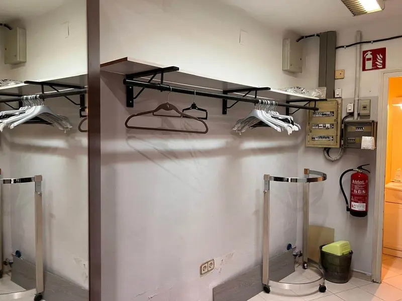 Local Comercial en alquiler en Figueres, Girona