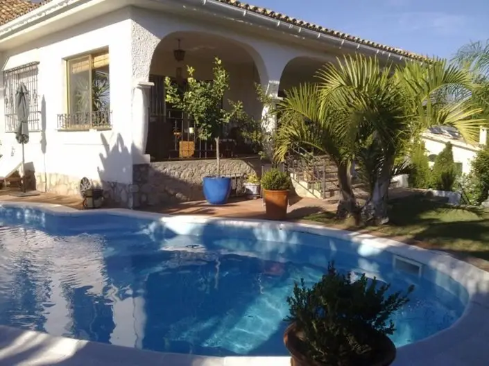 Villa de Lujo 7 Dormitorios en Nueva Andalucía