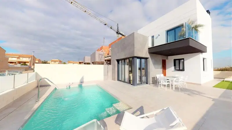 Villa en Venta Los Altos 3 Dormitorios Piscina Privada