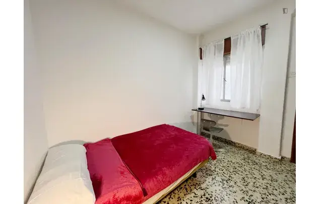 Alquiler Apartamento 3 Dormitorios Granada 3-24 Meses