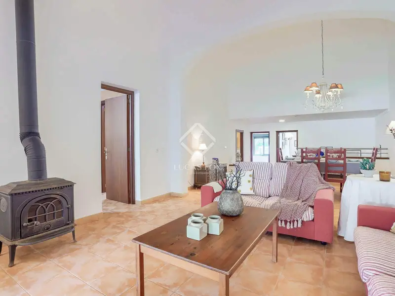 Chalet en Cala Sant Vicenç con 4 dormitorios y piscina