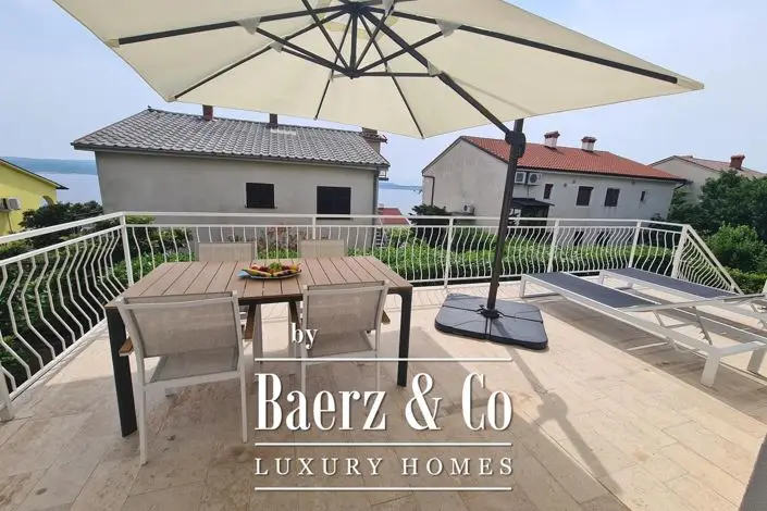 13 Bed Townhouse for sale