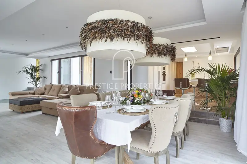 Chalet en venta cerca de Ibiza 5 habitaciones 4 banos piscina