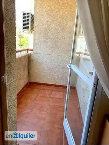 Alquiler piso estudiantes Cortijo Alto 3 dormitorios