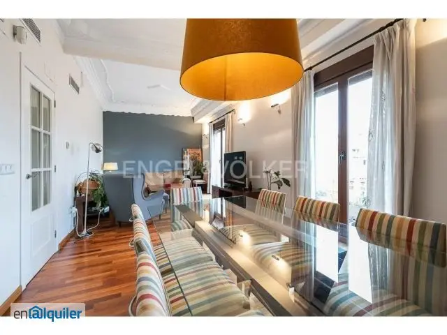 Alquiler Piso Amueblado 4 Dormitorios Eixample Valencia