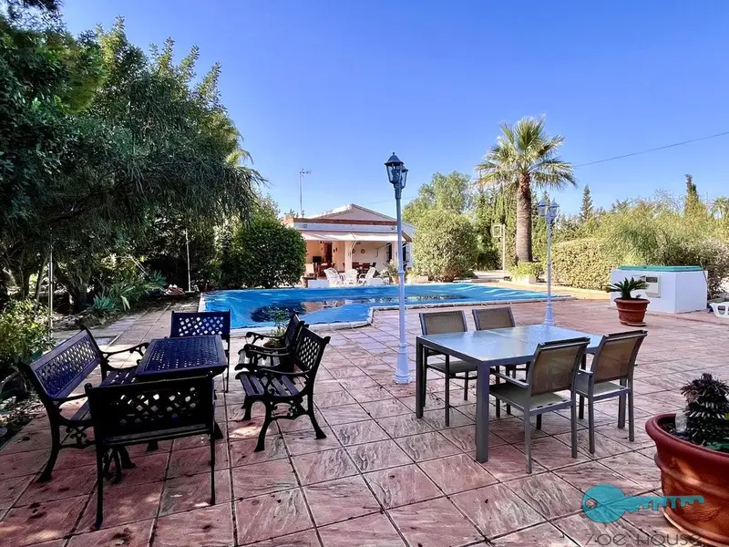 Venta Chalet de 5 habitaciones en Perleta Valverde, Elche - Ref: 529-529-V386