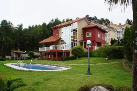 Chalet con Vistas a la R	
ia en Costa da Morte
