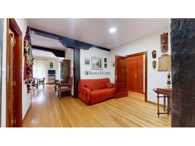 Inmueble Singular en Centro de Santander: 3 Apartamentos