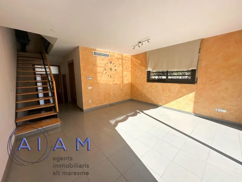Adosado en venta en Santa Susanna 4 habitaciones 2 baños